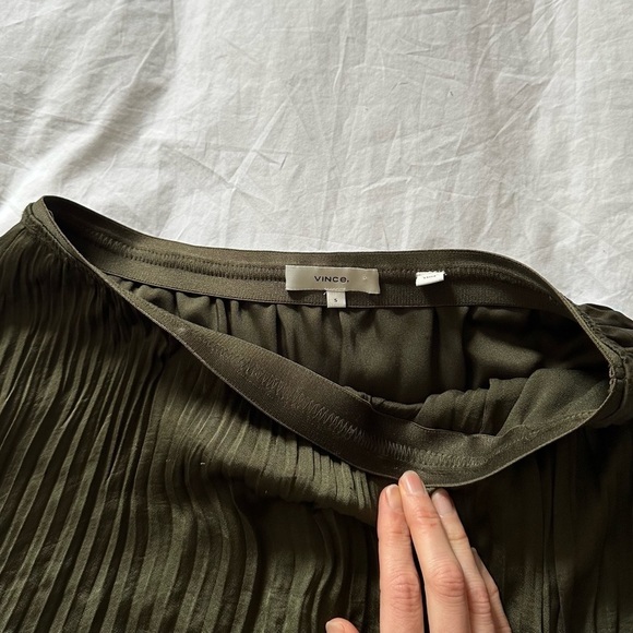 [SOLD] Revolve Vince Crushed Drape Pleated Satin Skirt in Mineral Pine Small - Picture 13 of 16